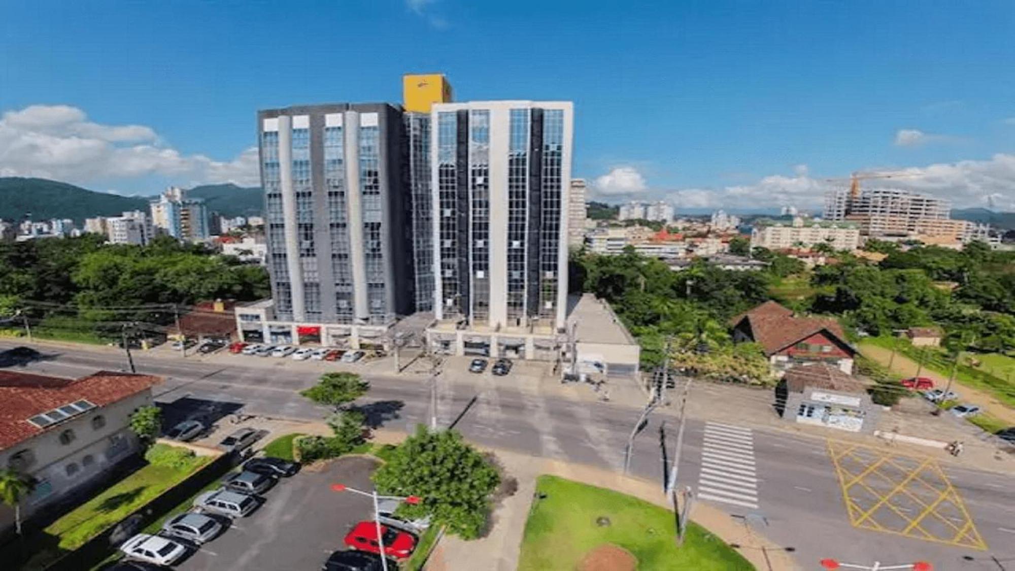 Saint Sebastian Flat 704 - Com Hidro! Ate 4 Pessoas, Duplex, No Centro Holiday home *